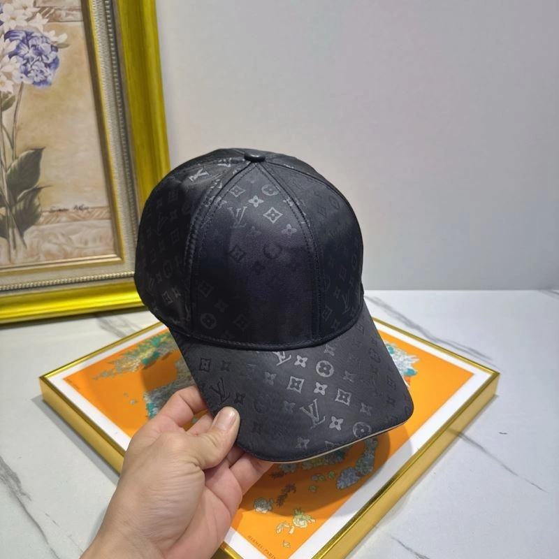 Timeless Louis Vuitton Caps 261773