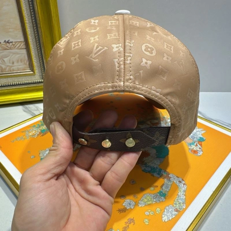 Classic Louis Vuitton Caps 261772