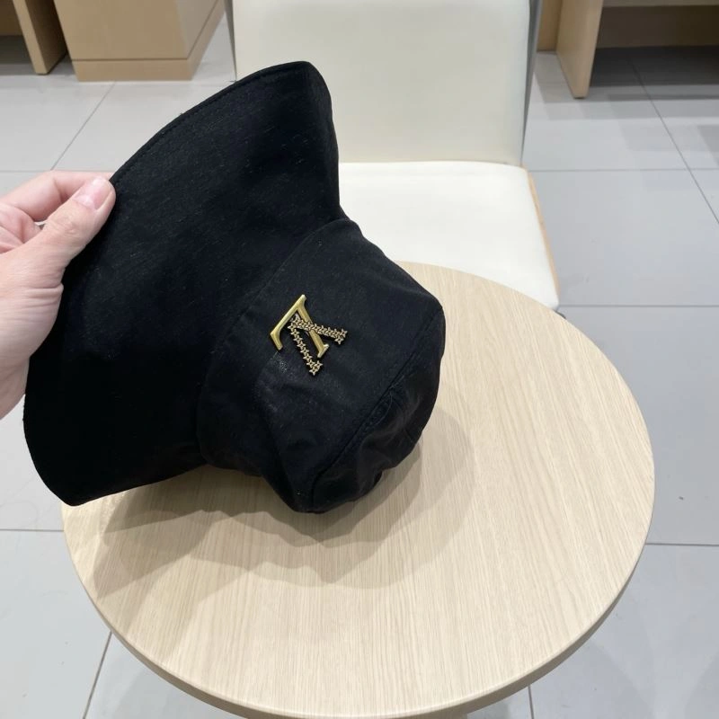 Fashionable Louis Vuitton Caps 261760