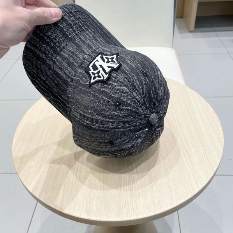 Louis Vuitton Caps Sustainable 261757