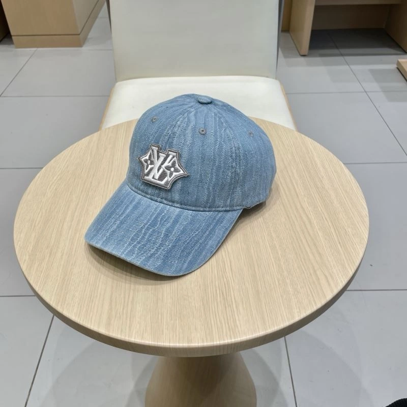 Louis Vuitton Caps Lightweight 261748