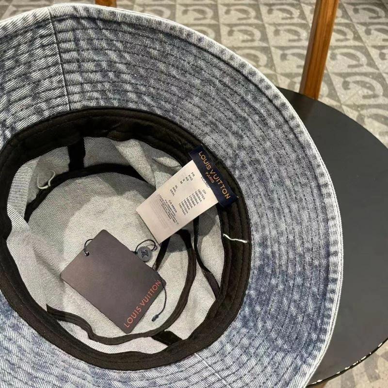 SunProtective Louis Vuitton Caps 261763