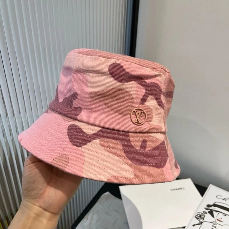 Effortless Louis Vuitton Caps 261759