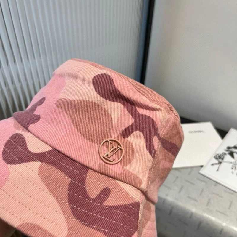 Effortless Louis Vuitton Caps 261759