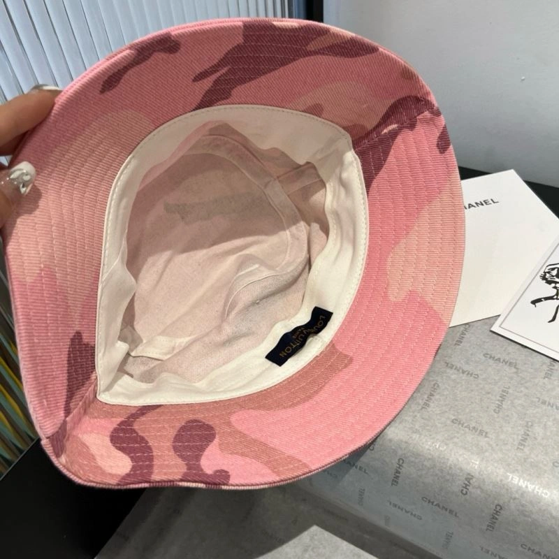 Effortless Louis Vuitton Caps 261759
