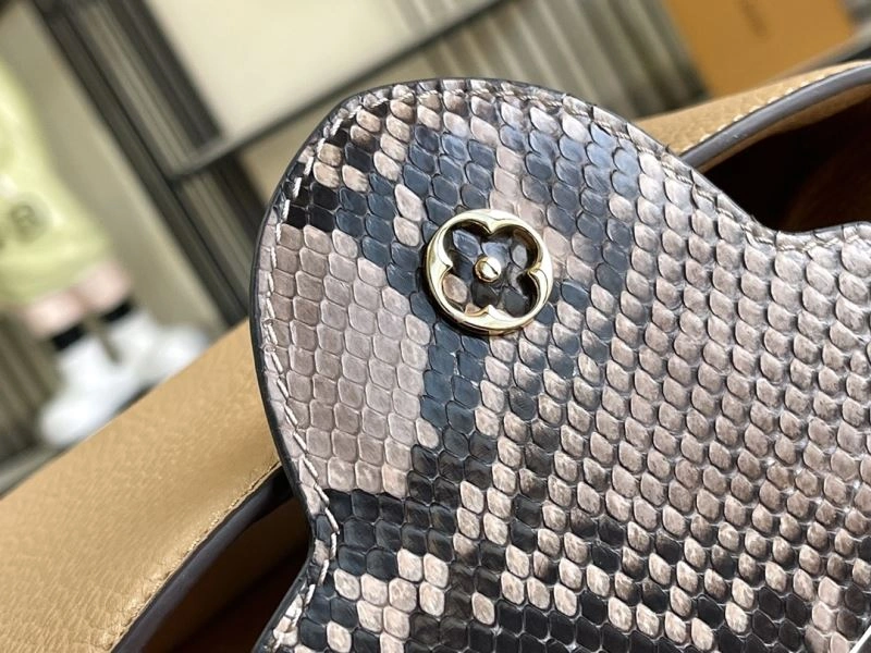 Louis Vuitton Capucines BB Bags ZeroBulk 94389