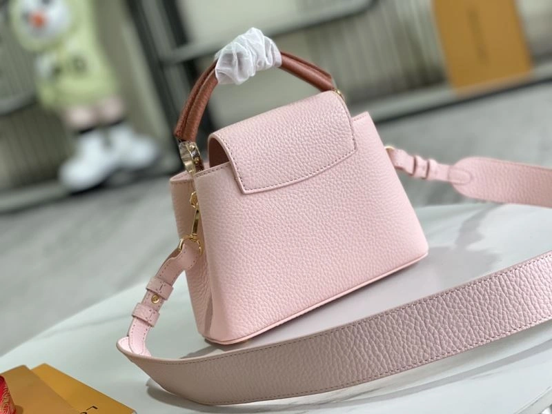 SmoothTexture Louis Vuitton Capucines BB Bags 94423