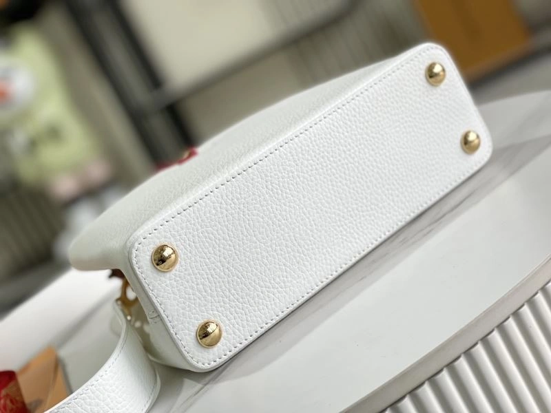 Trendy Louis Vuitton Capucines BB Bags 94382