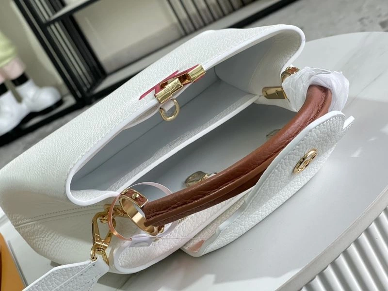 Trendy Louis Vuitton Capucines BB Bags 94382