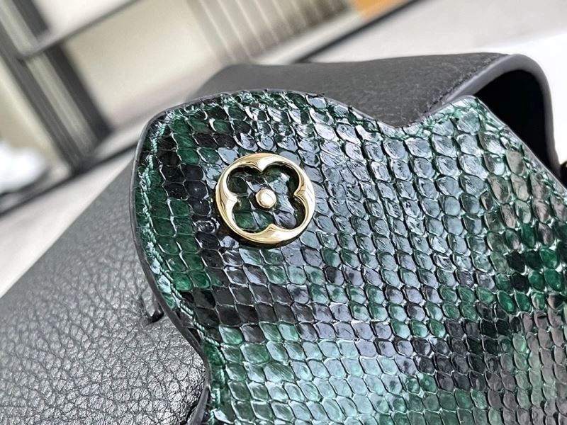 Breathable Louis Vuitton Capucines BB Bags 94386