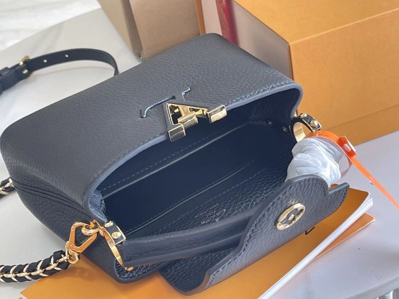 Timeless Louis Vuitton Capucines BB Bags 94380