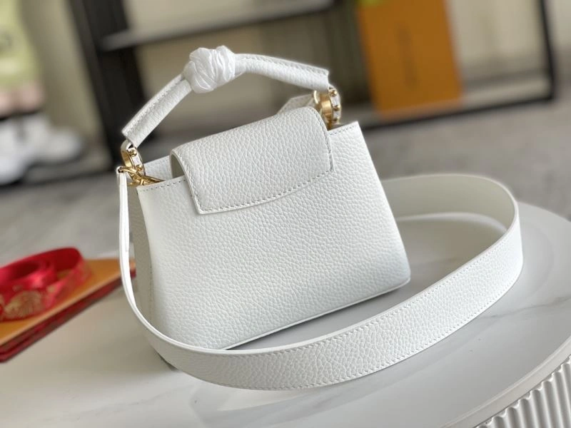 Sophisticated Louis Vuitton Capucines BB Bags 94375