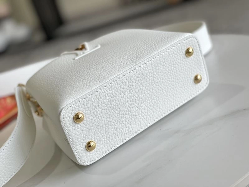 Sophisticated Louis Vuitton Capucines BB Bags 94375