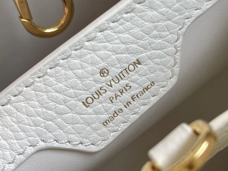 Louis Vuitton Capucines BB Bags ZipUp 94372