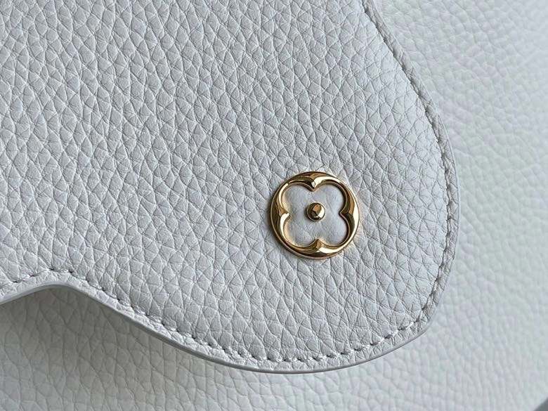 Bright Louis Vuitton Capucines BB Bags 94399