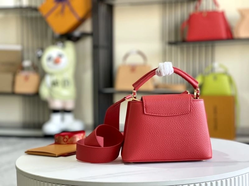 Modern Louis Vuitton Capucines BB Bags 94371