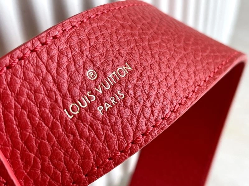 Modern Louis Vuitton Capucines BB Bags 94371