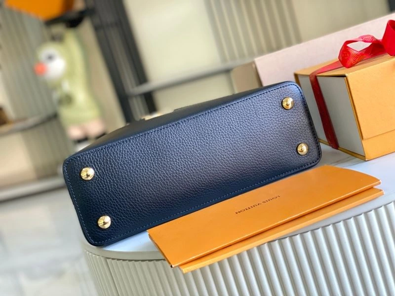 Louis Vuitton Capucines BB Bags TimelessDesign 93976