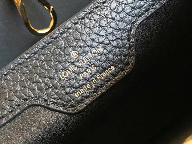 Louis Vuitton Capucines BB Bags TimelessDesign 93976