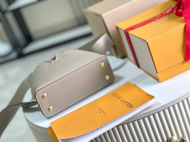 Packable Louis Vuitton Capucines BB Bags 93964