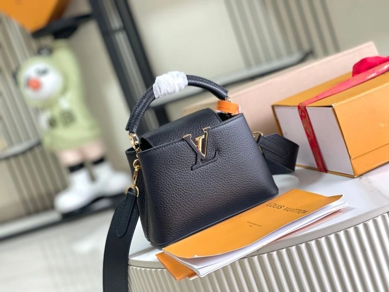 Louis Vuitton Capucines BB Bags Sleek 93961