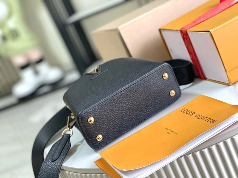 Louis Vuitton Capucines BB Bags Sleek 93961