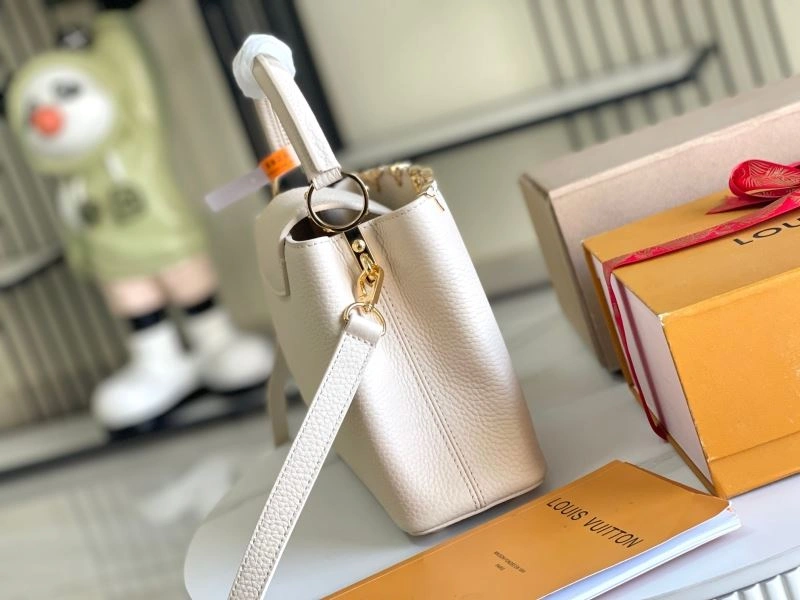 GoodFit Louis Vuitton Capucines BB Bags 93985