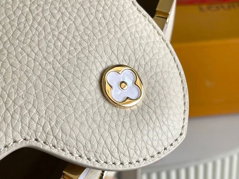 GoodFit Louis Vuitton Capucines BB Bags 93985