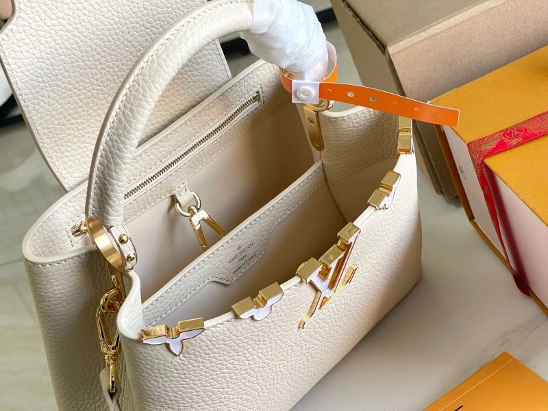 GoodFit Louis Vuitton Capucines BB Bags 93985