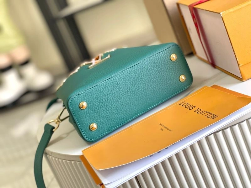 Bright Louis Vuitton Capucines BB Bags 93959