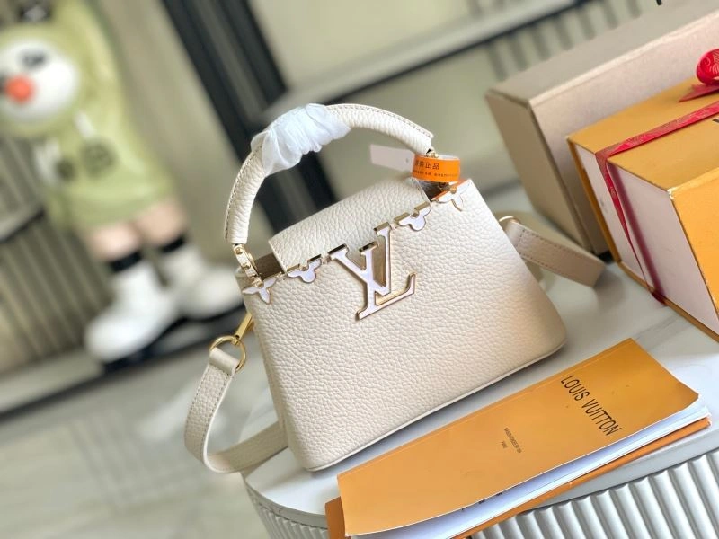 HighPerformance Louis Vuitton Capucines BB Bags 93962