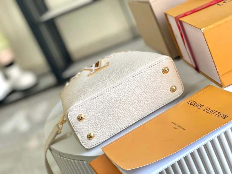 HighPerformance Louis Vuitton Capucines BB Bags 93962