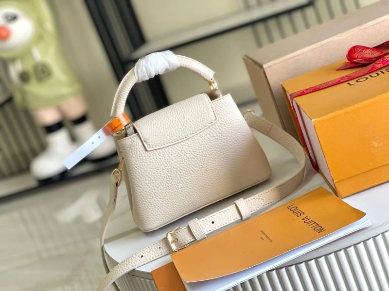 HighPerformance Louis Vuitton Capucines BB Bags 93962