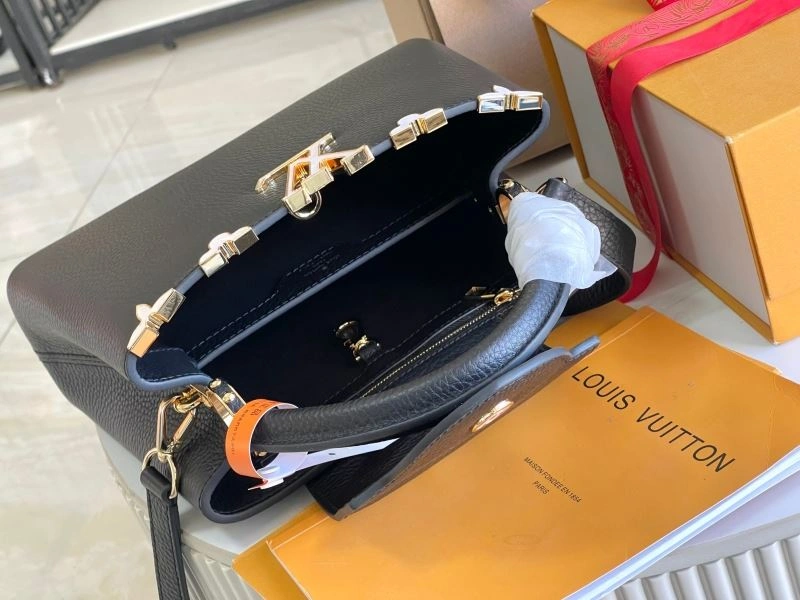 Timeless Louis Vuitton Capucines BB Bags 94025