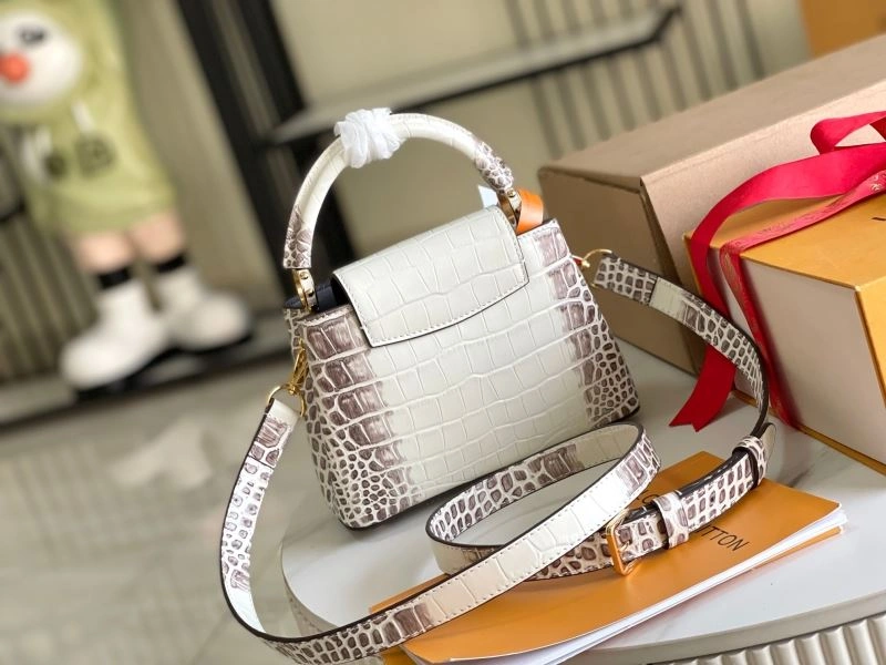 Louis Vuitton Capucines BB Bags MoistureWicking 93960
