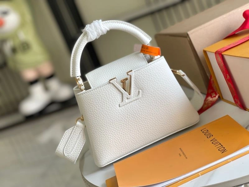 WaterResistant Louis Vuitton Capucines BB Bags 93969