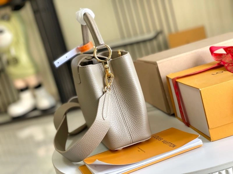 Louis Vuitton Capucines BB Bags TimelessDesign 93988