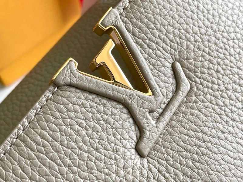 Louis Vuitton Capucines BB Bags TimelessDesign 93988