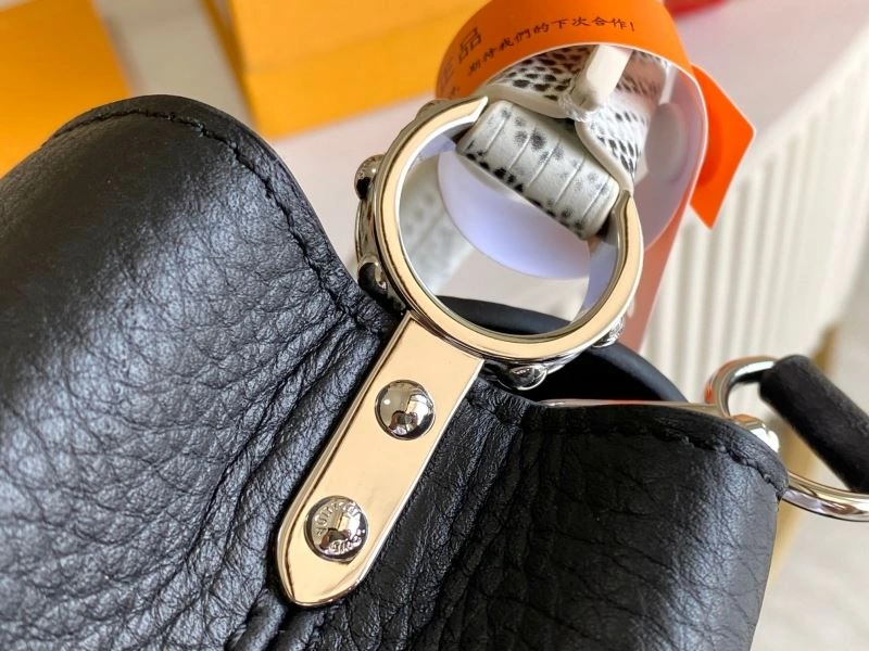 Functional Louis Vuitton Capucines BB Bags 93965
