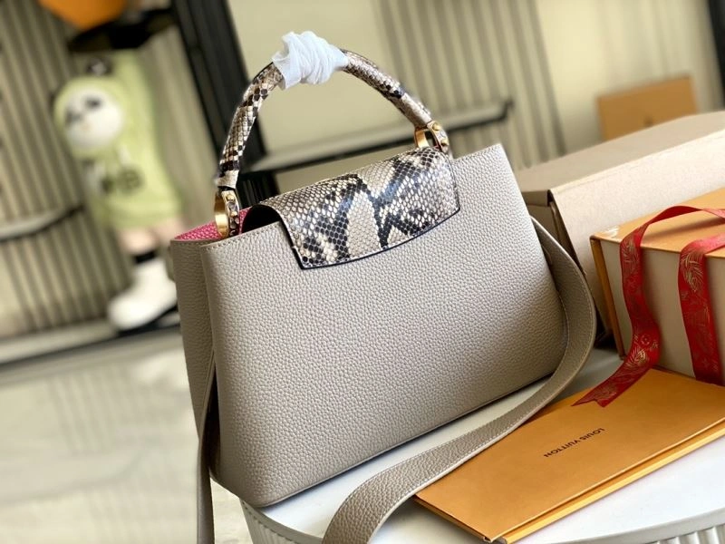 WrinkleFree Louis Vuitton Capucines BB Bags 93950