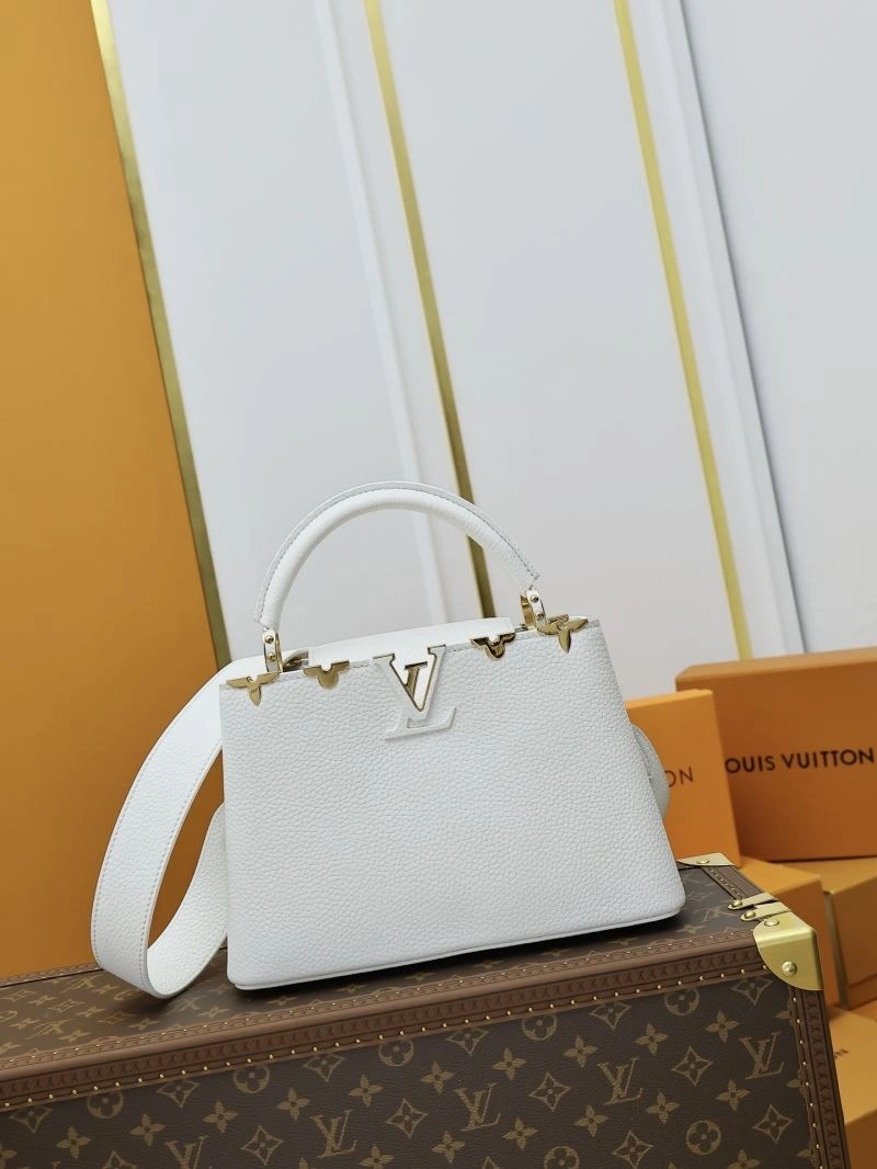 Unisex Louis Vuitton Capucines BB Bags 93865