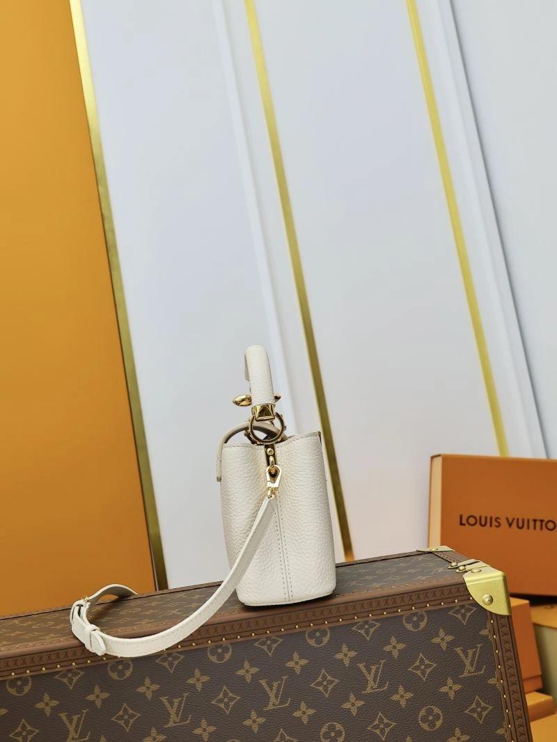 Neat Louis Vuitton Capucines BB Bags 93898