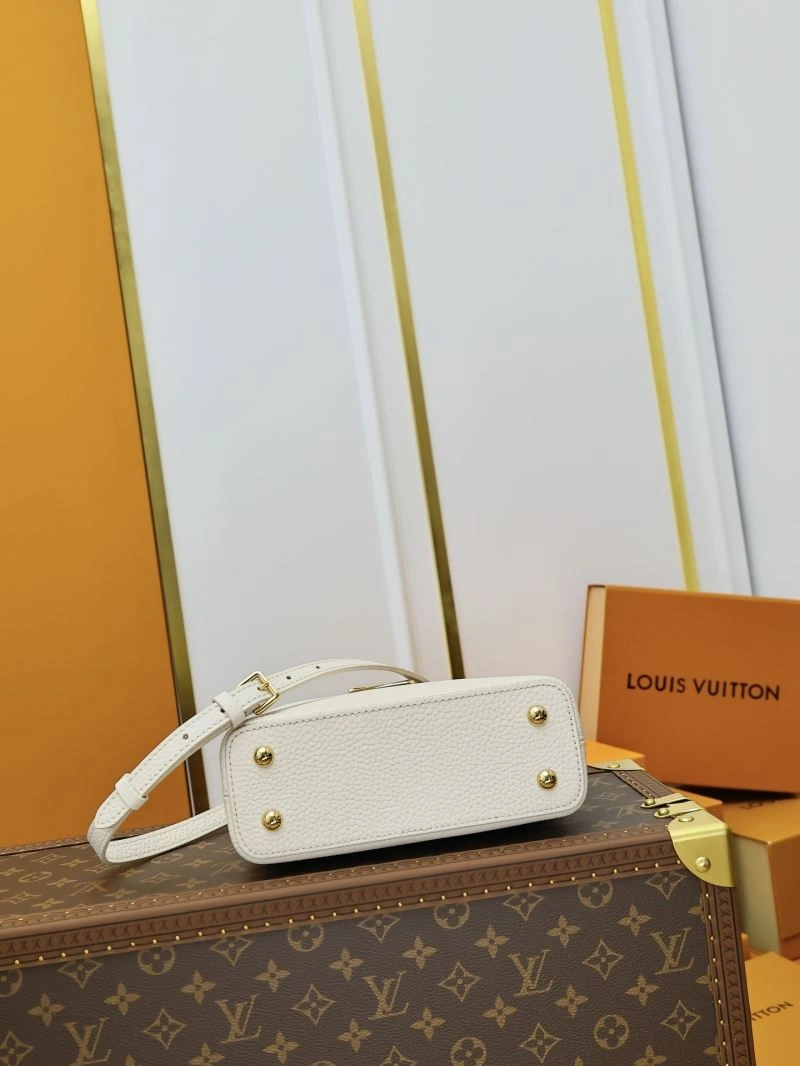 Neat Louis Vuitton Capucines BB Bags 93898