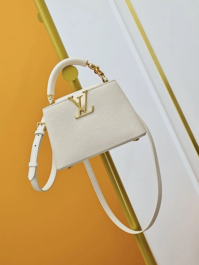 Neat Louis Vuitton Capucines BB Bags 93898