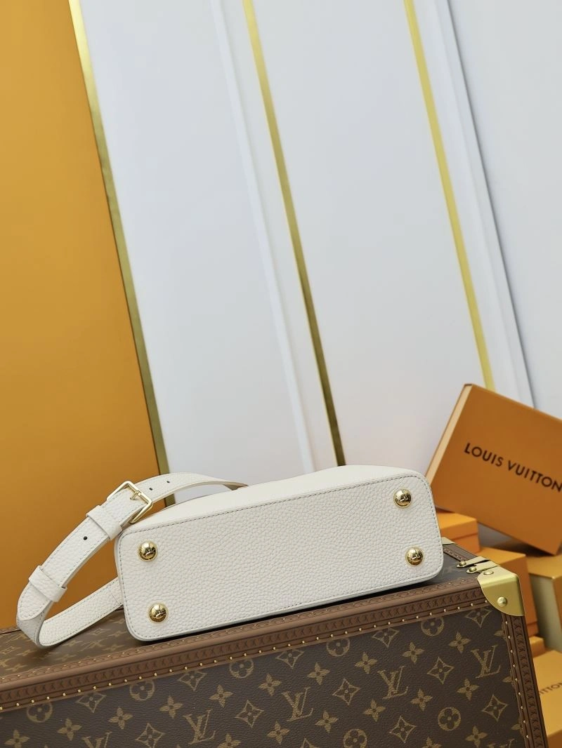 Resilient Louis Vuitton Capucines BB Bags 93888