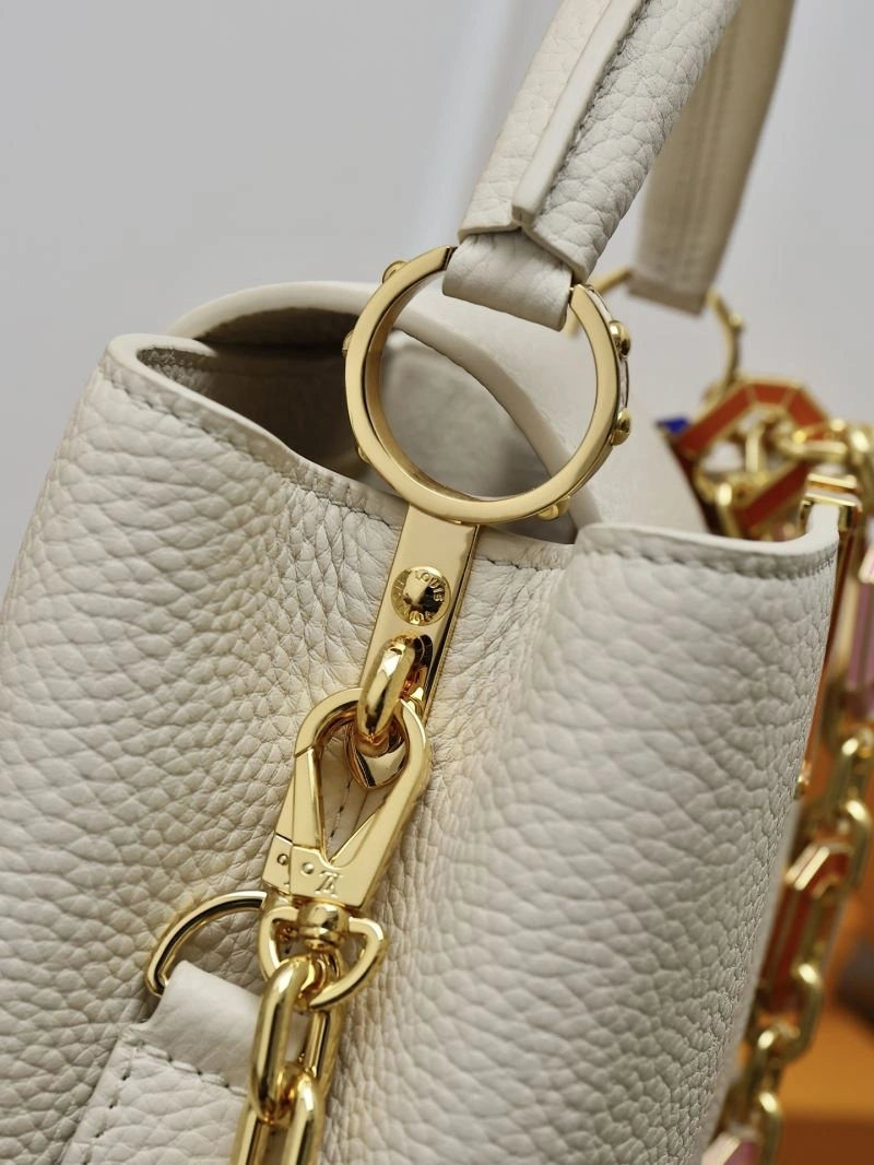 Resilient Louis Vuitton Capucines BB Bags 93888