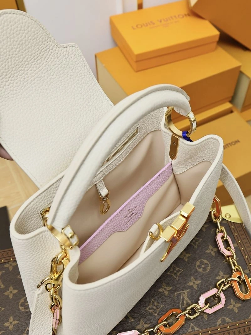 Resilient Louis Vuitton Capucines BB Bags 93888