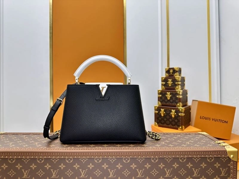FashionForward Louis Vuitton Capucines BB Bags 93851