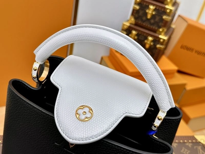 FashionForward Louis Vuitton Capucines BB Bags 93851