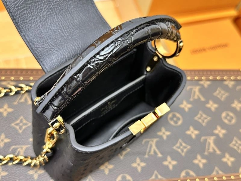 Snug Louis Vuitton Capucines BB Bags 93849